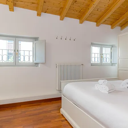 Apartament Calicantus Atena Como