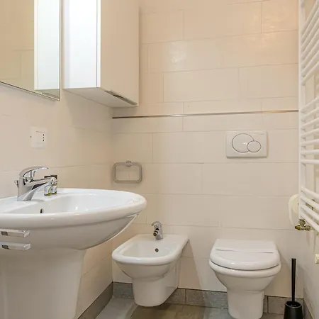 Calicantus Atena Apartament